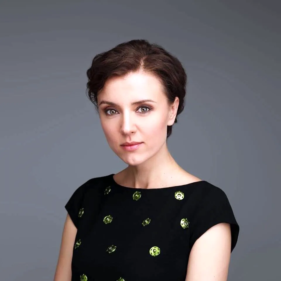 Актриса Ксения Алферова
