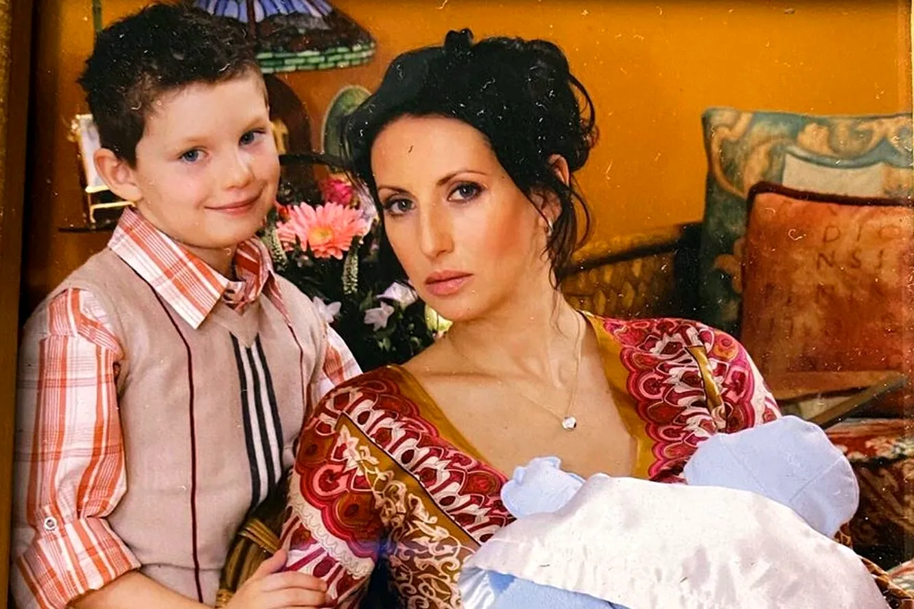 Алика Смехова со старшим сыном 2021