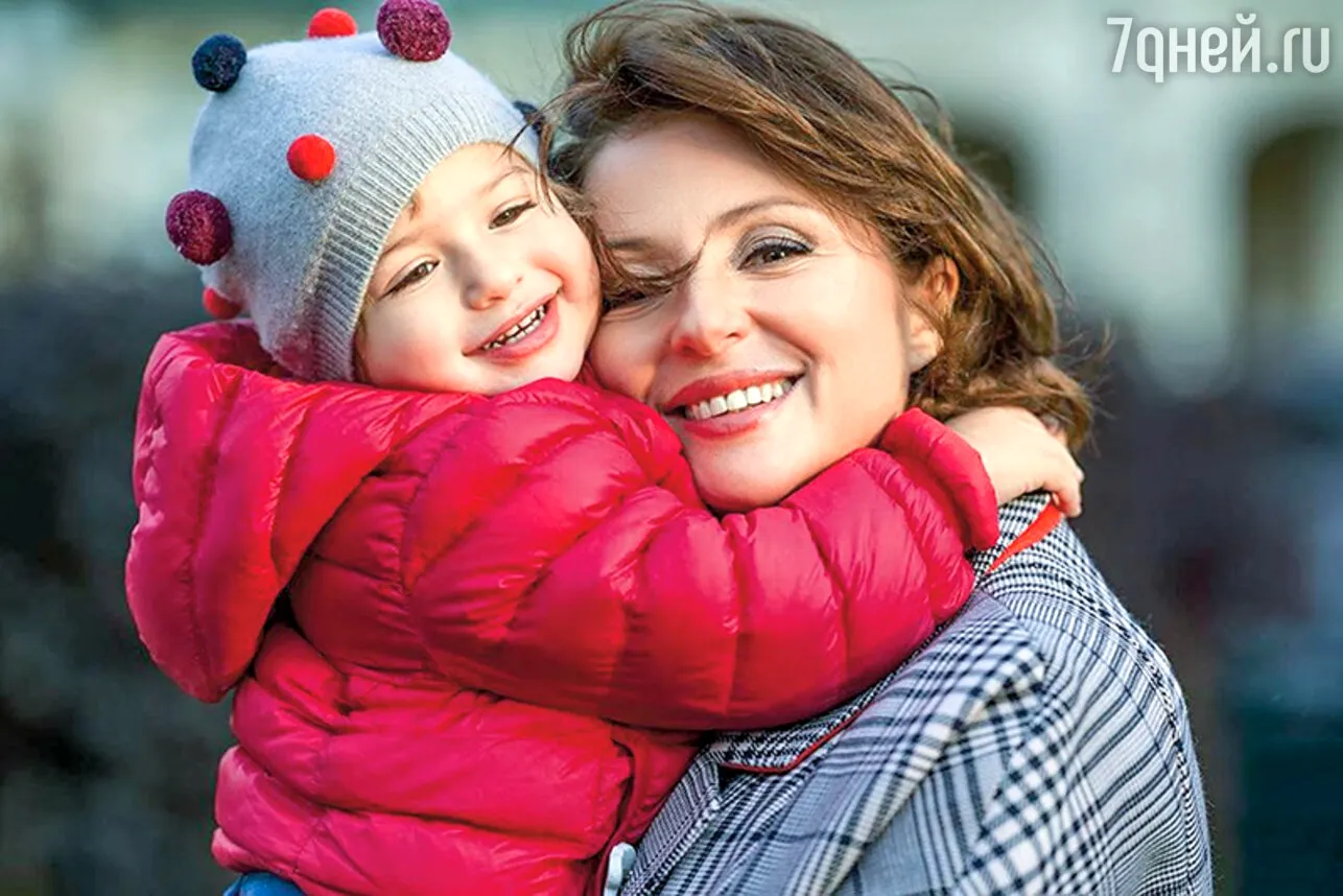 Анна Банщикова с дочкой
