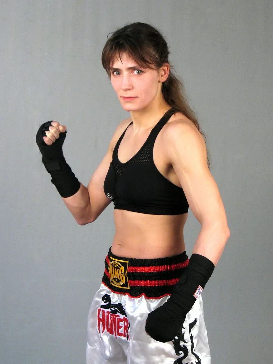Анна Симекова тайский бокс