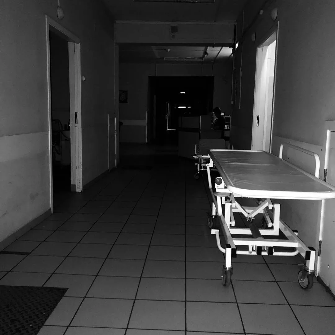 Больница коридор каталка