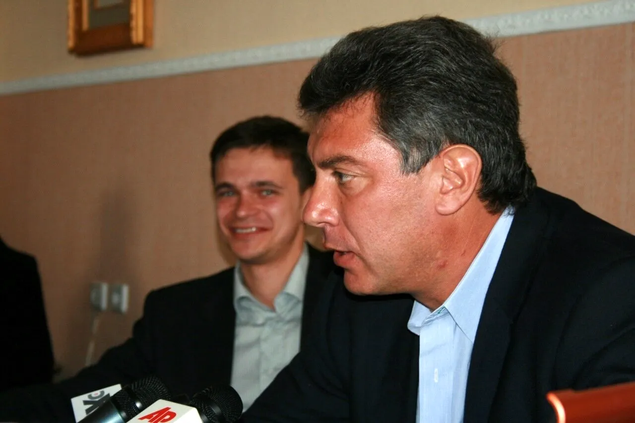 Борис Немцов и Илья Яшин фото