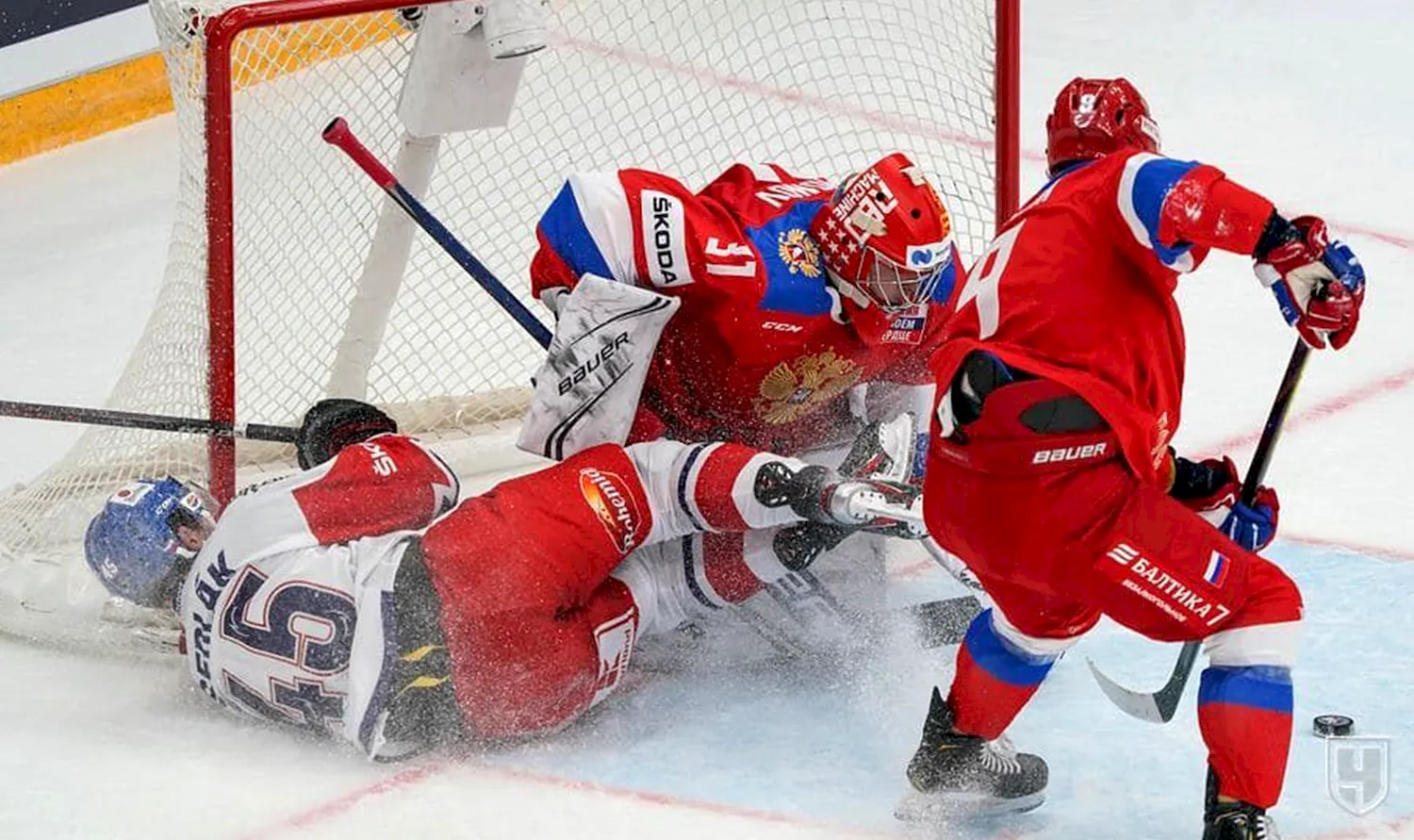 Бурдасов Антон сборная России по хоккею
