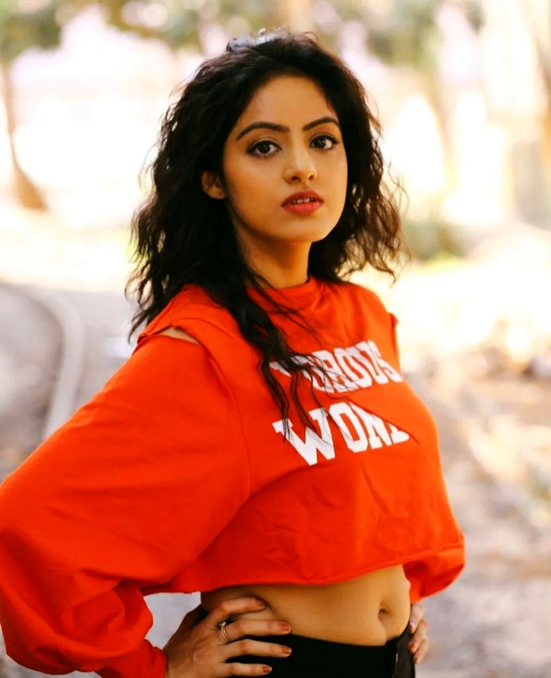 Deepika Singh hot