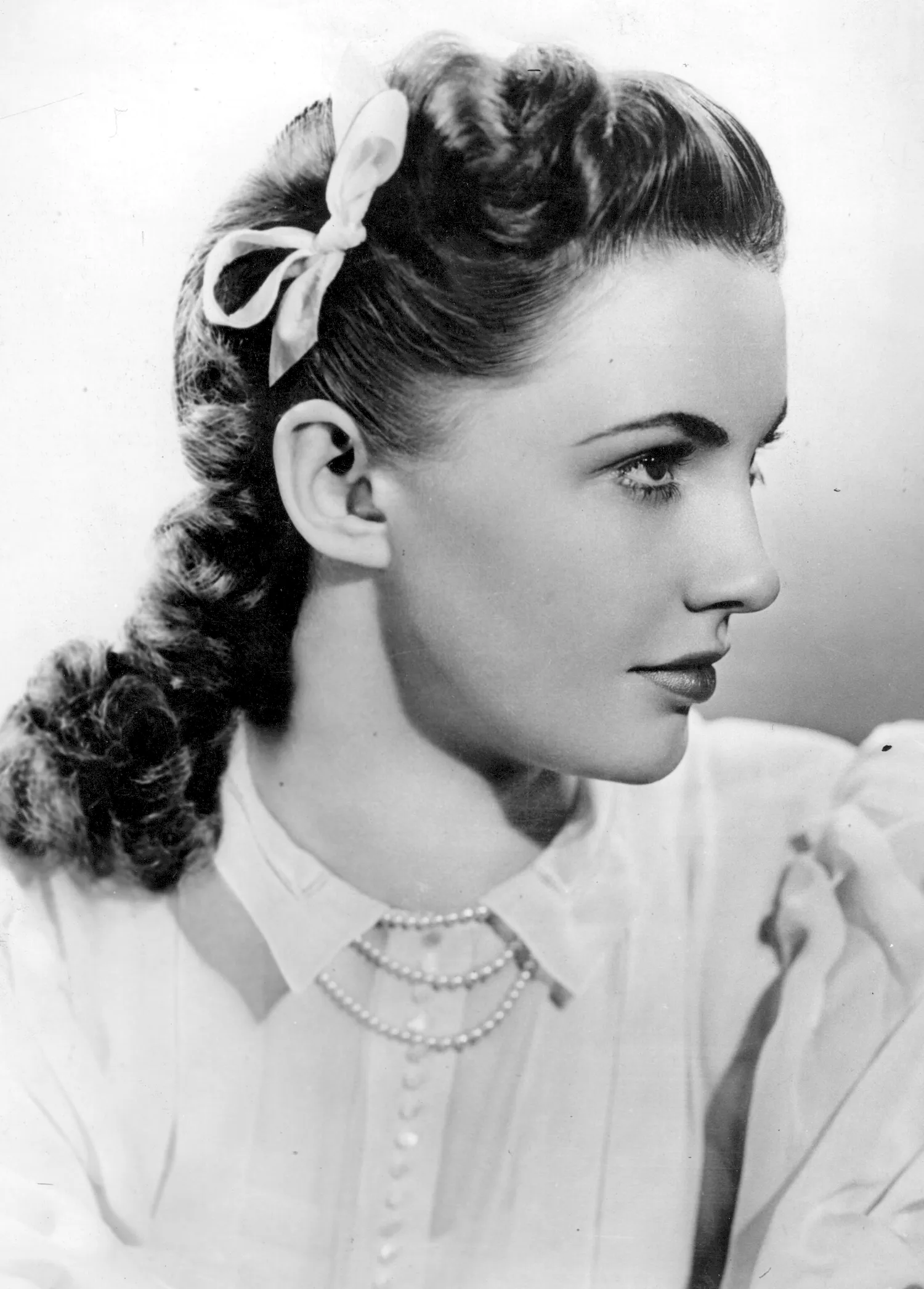 Joan Leslie 1941