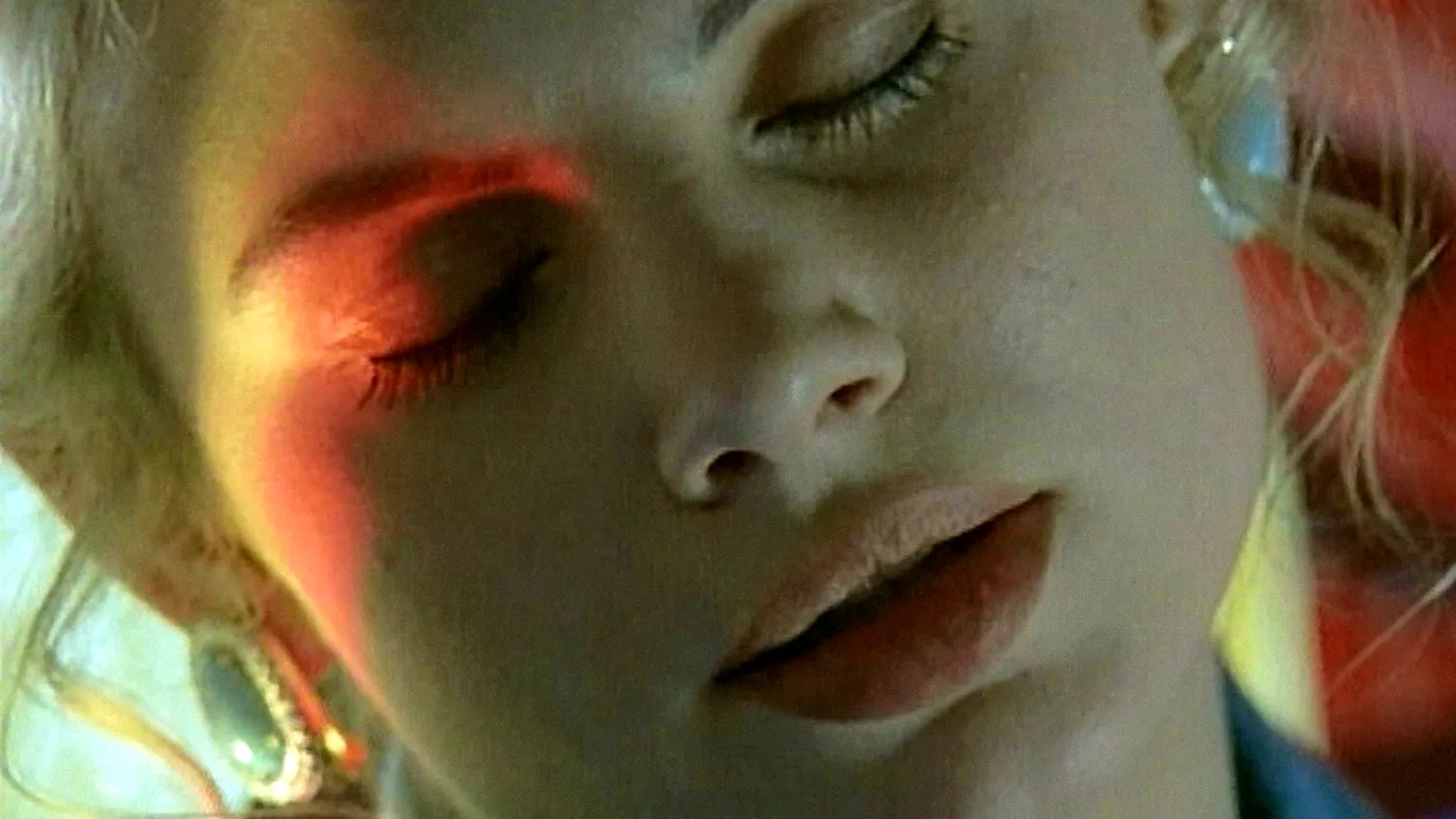 Катарина Василисса (подглядывающий, 1994)