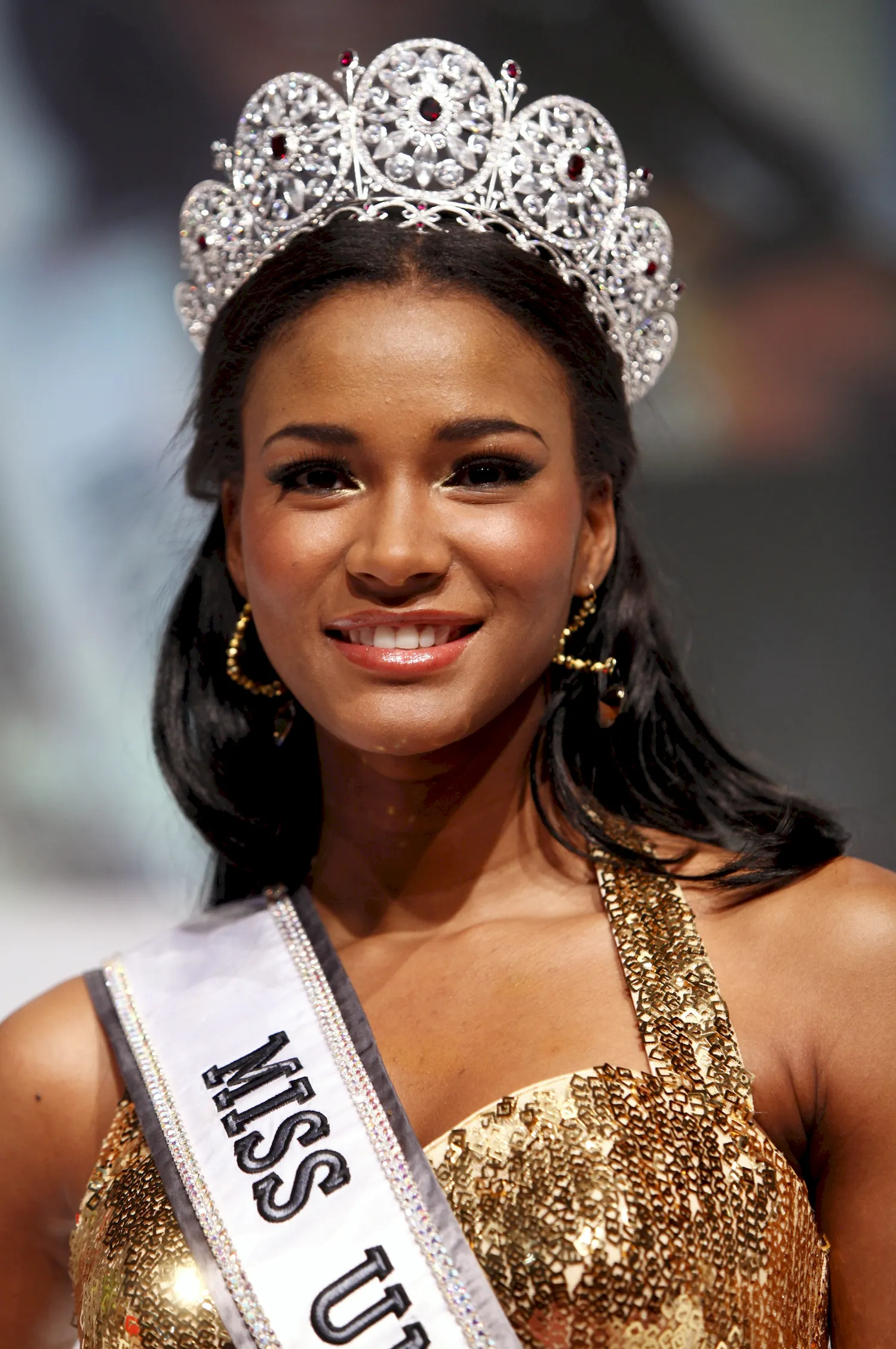 Лейла Лопес Ангола Мисс Вселенная-2011