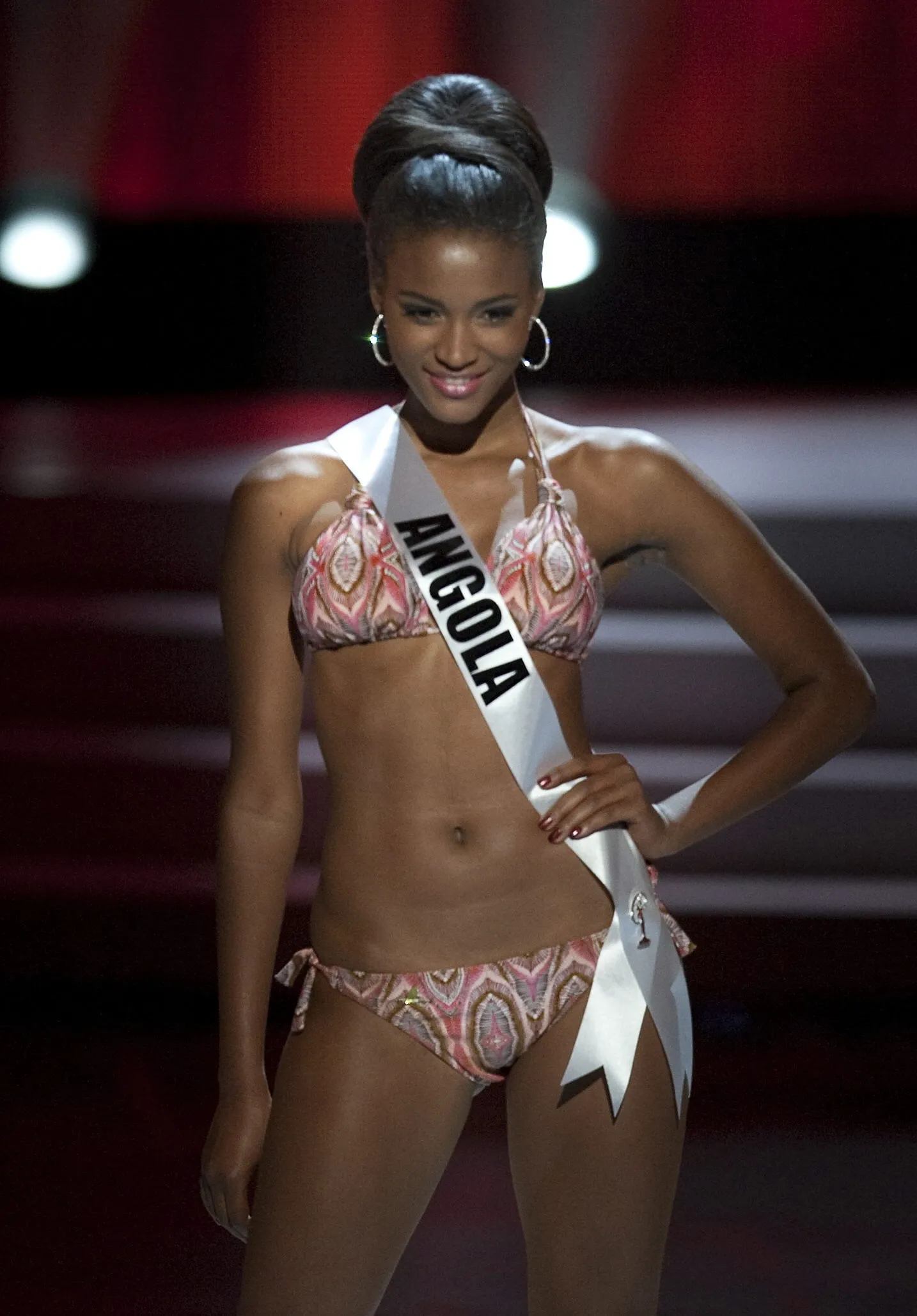 Лейла Лопес Мисс Вселенная 2011