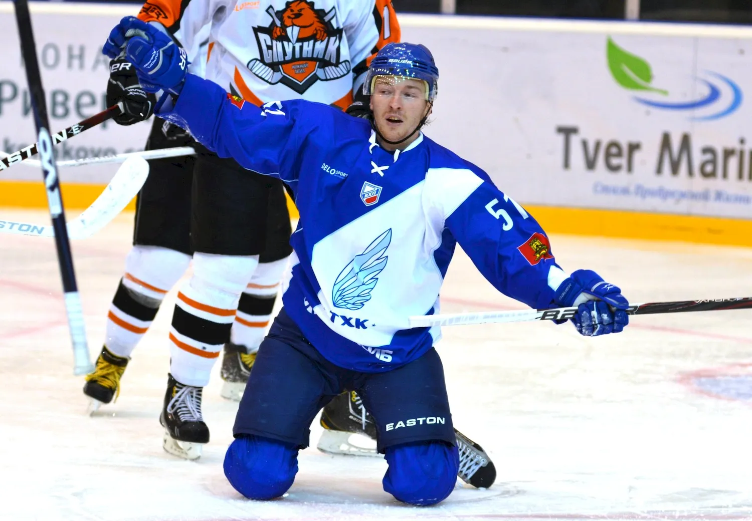 Максим Евсеев хоккей