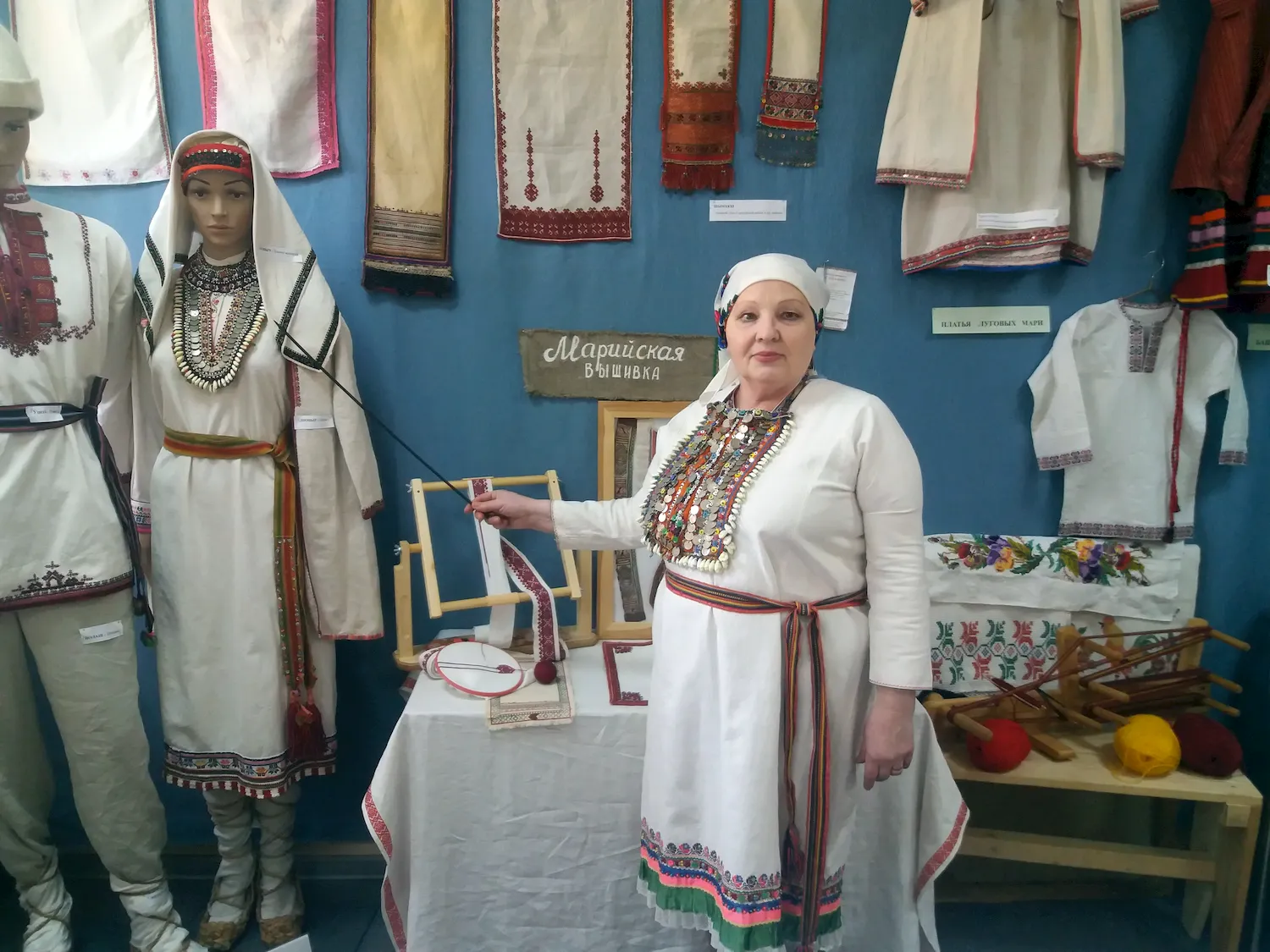 Марийский национальный костюм луговых Мари