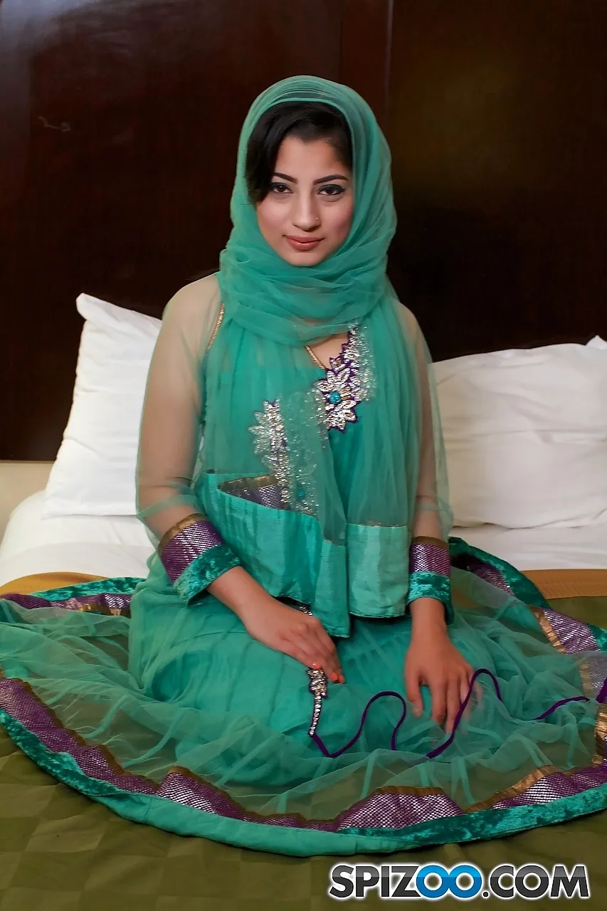 Надиа Али хиджаб