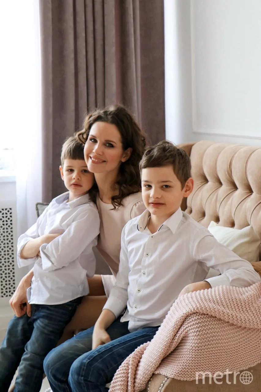 Наталья Лесниковская с детьми