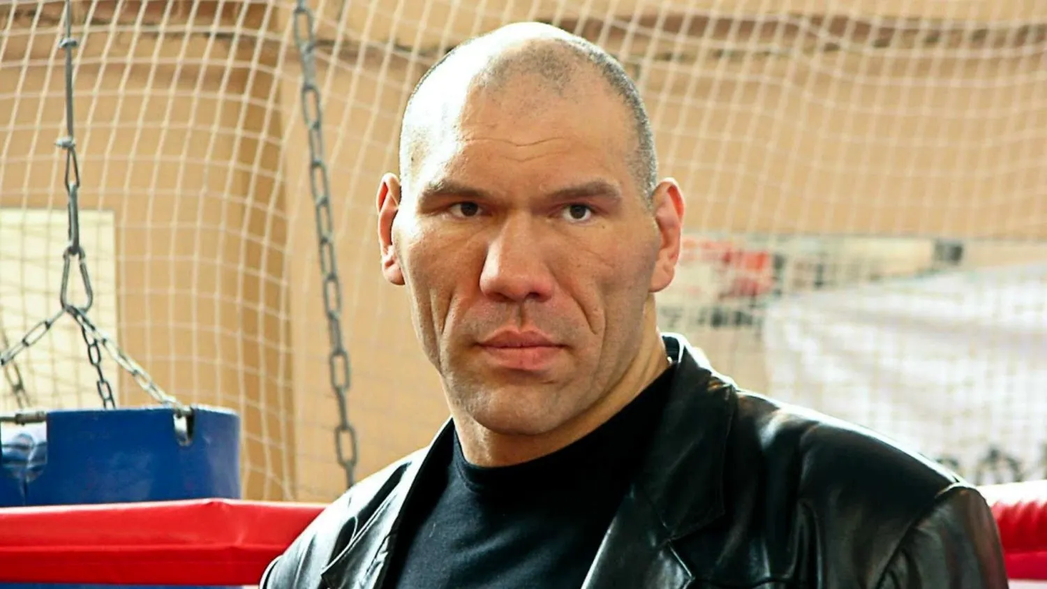 Николай Валуев боксер