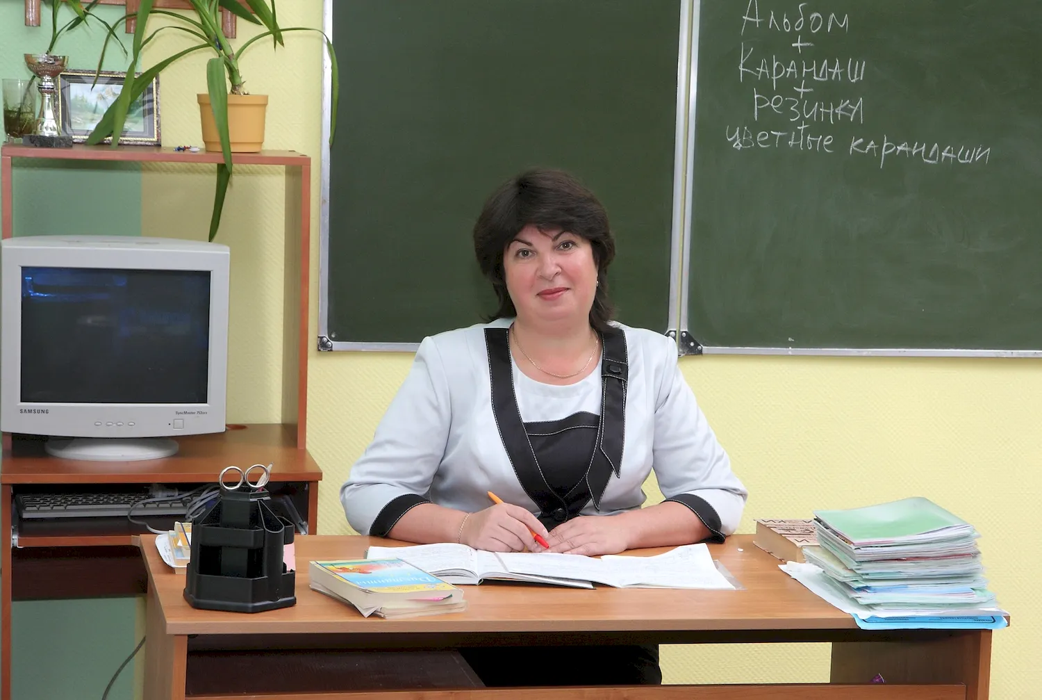 Пономарева Валентина Николаевна бухгалтер