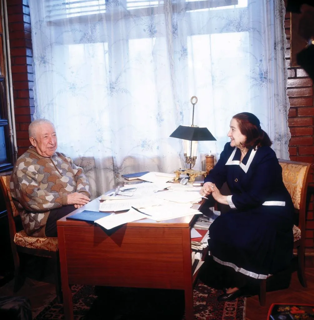 Расул Гамзатов с женой