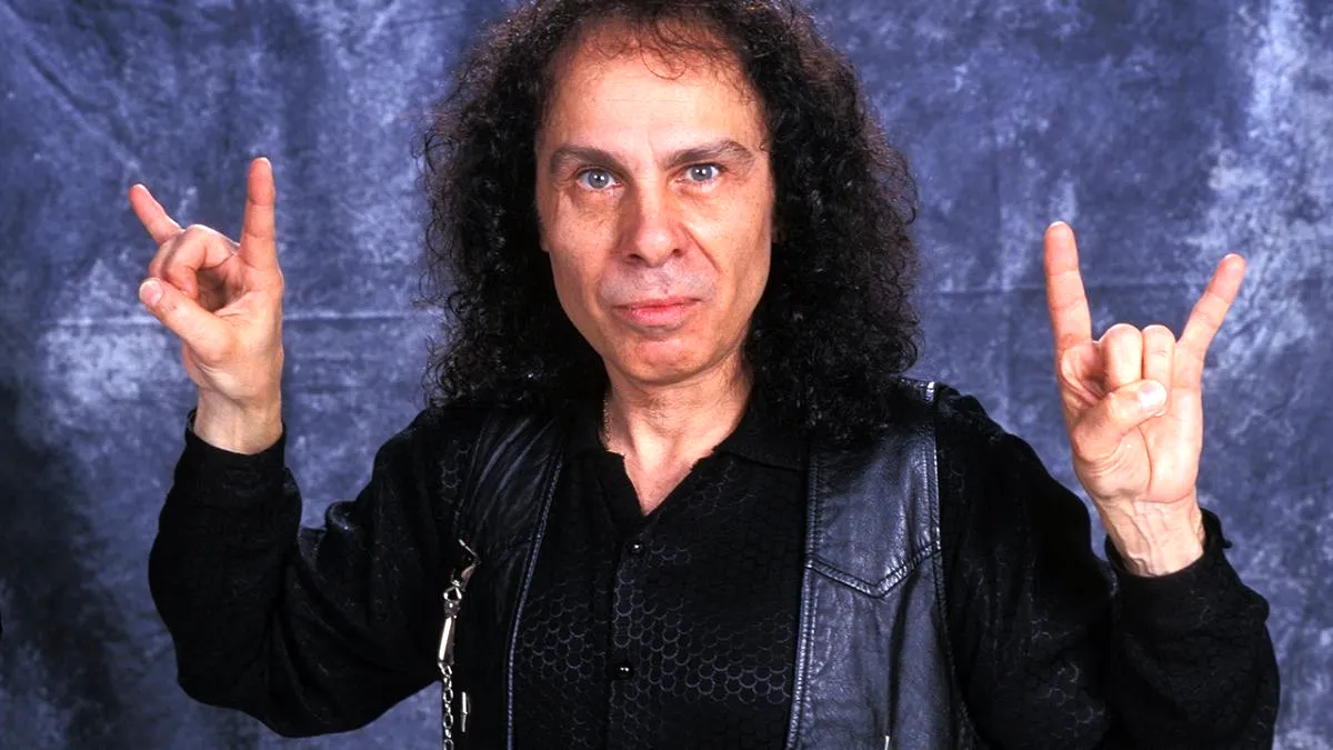 Ronnie James Dio 2002