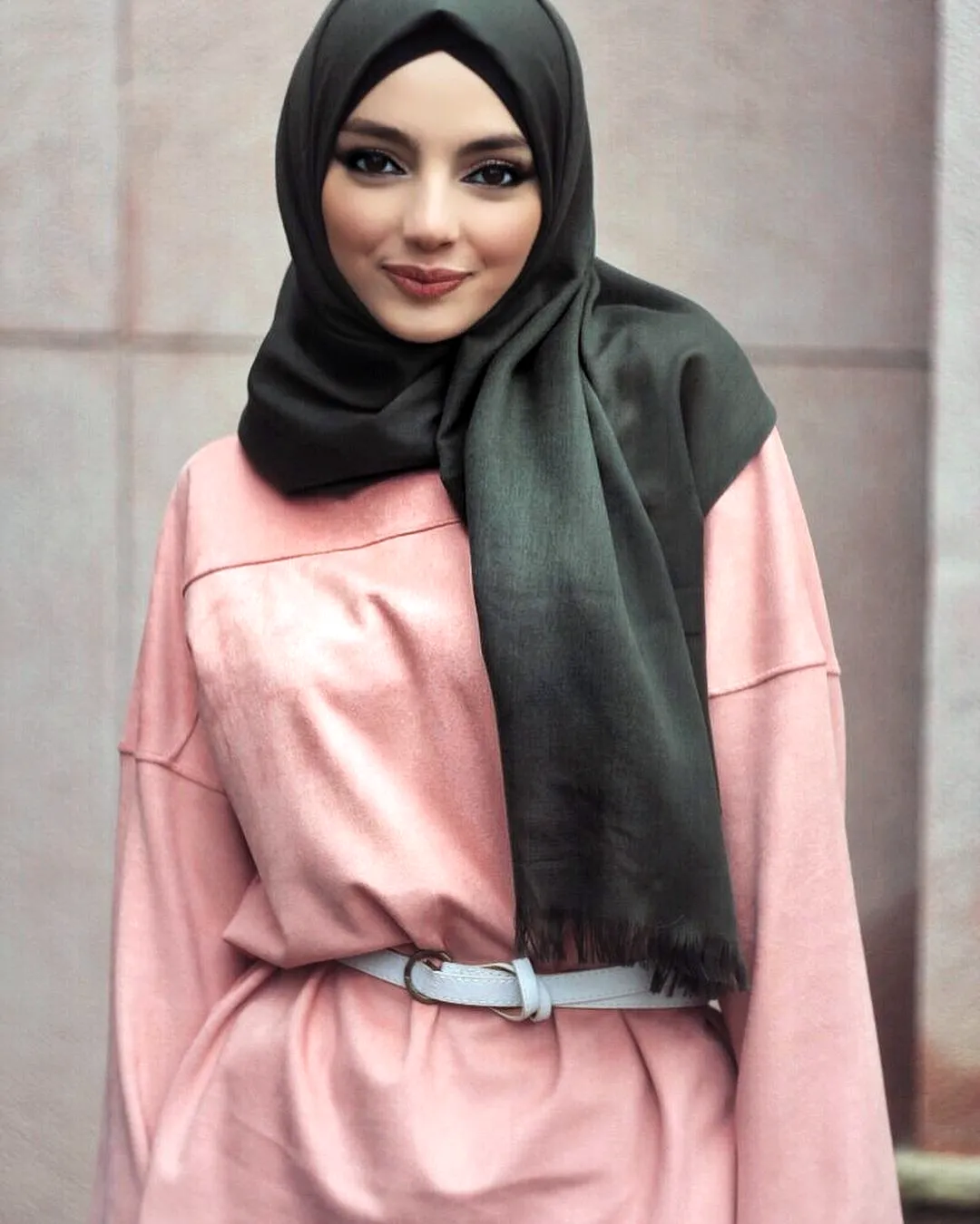 Салихат Касумова в хиджабе