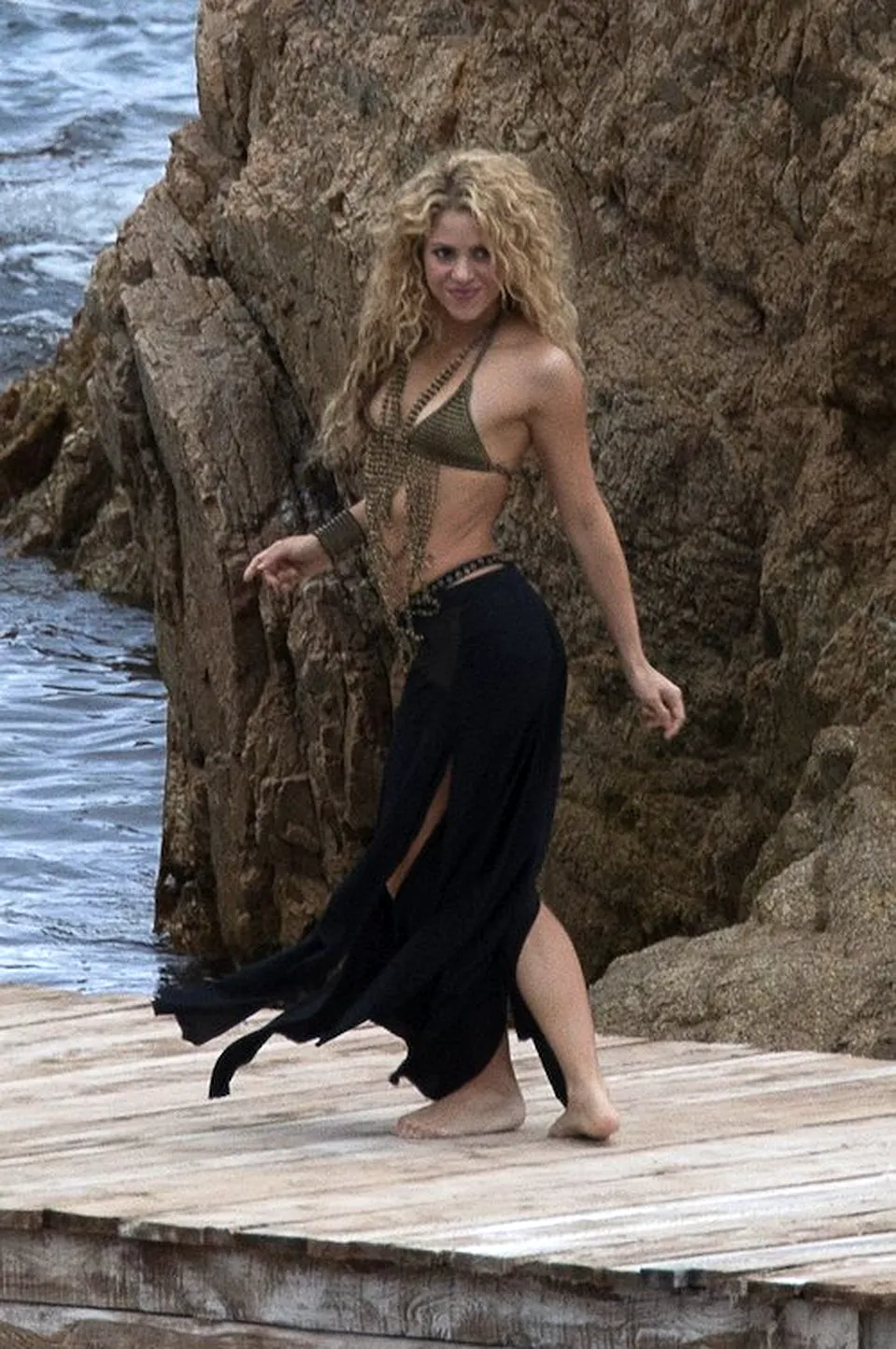 Shakira 2020 фигура