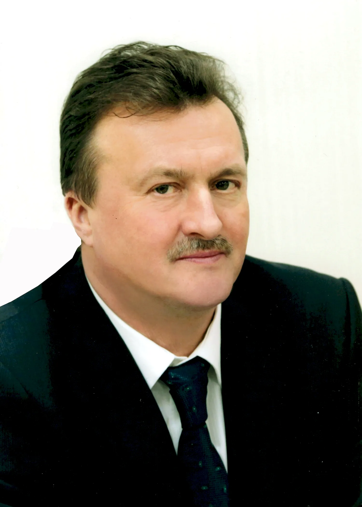 Ушаков Владимир Николаевич