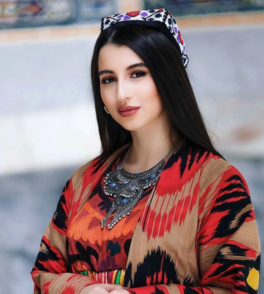 Узбек актриса Рухшона