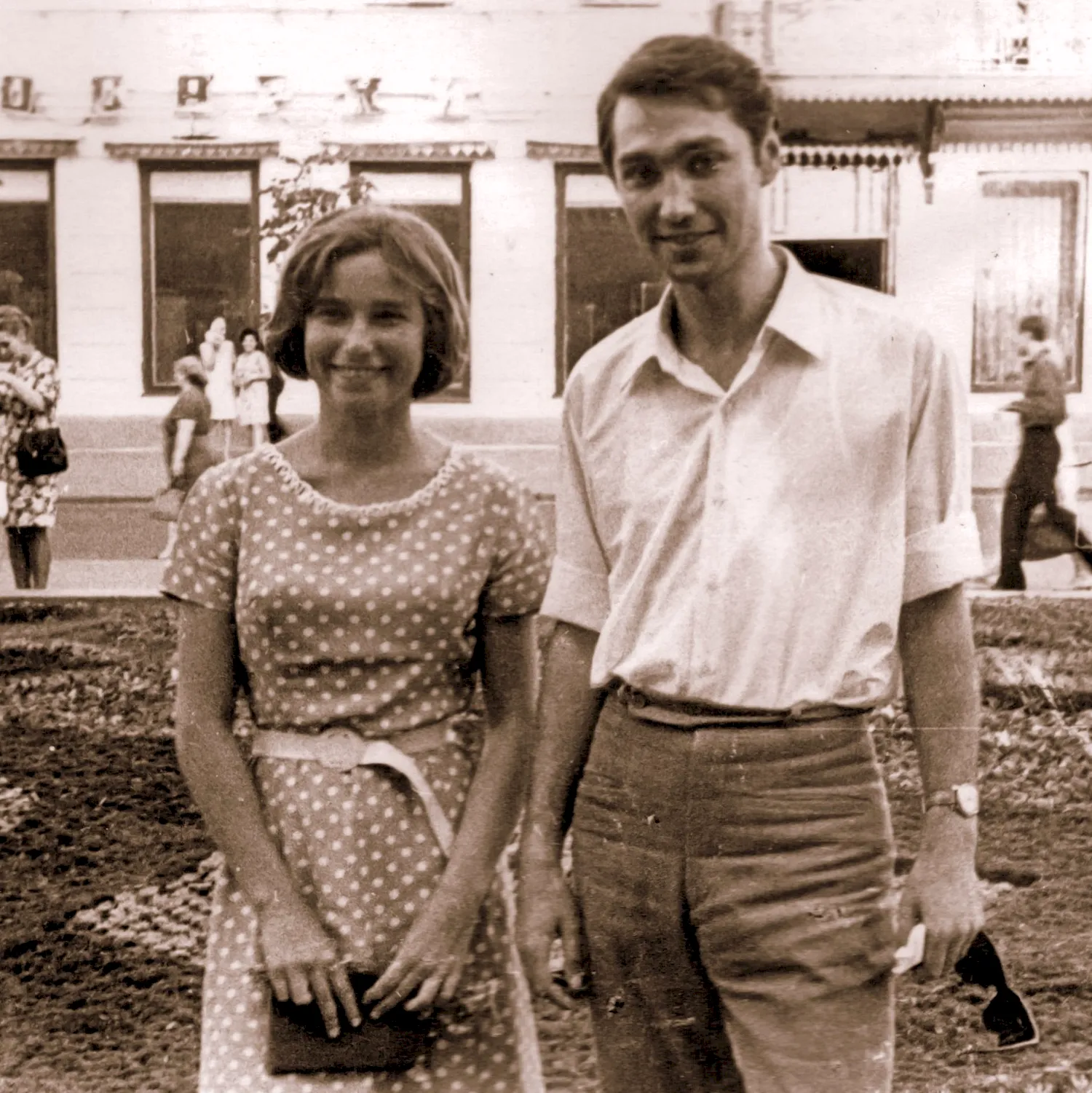 Владимир Коренев с женой в молодости