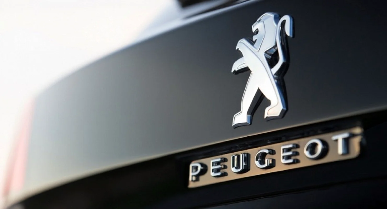 3008 Peugeot logo
