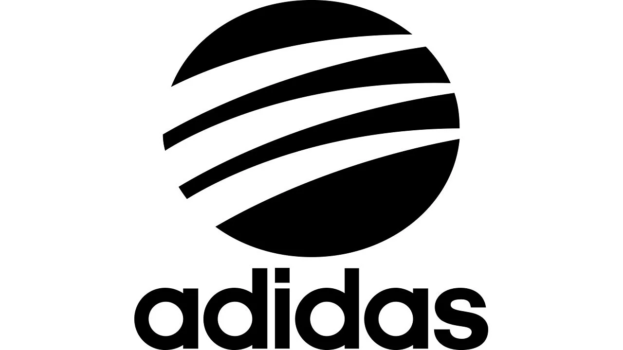 Adidas значок 2002