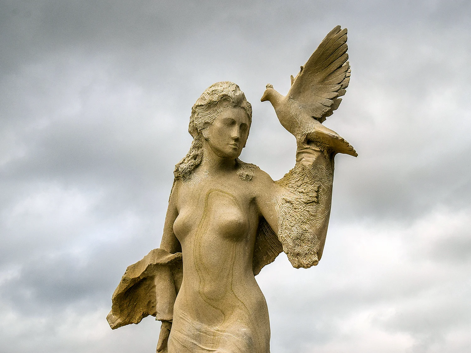 Афродита Каллипига скульптура