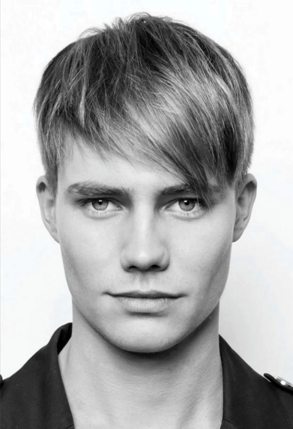 Angular Fringe стрижка