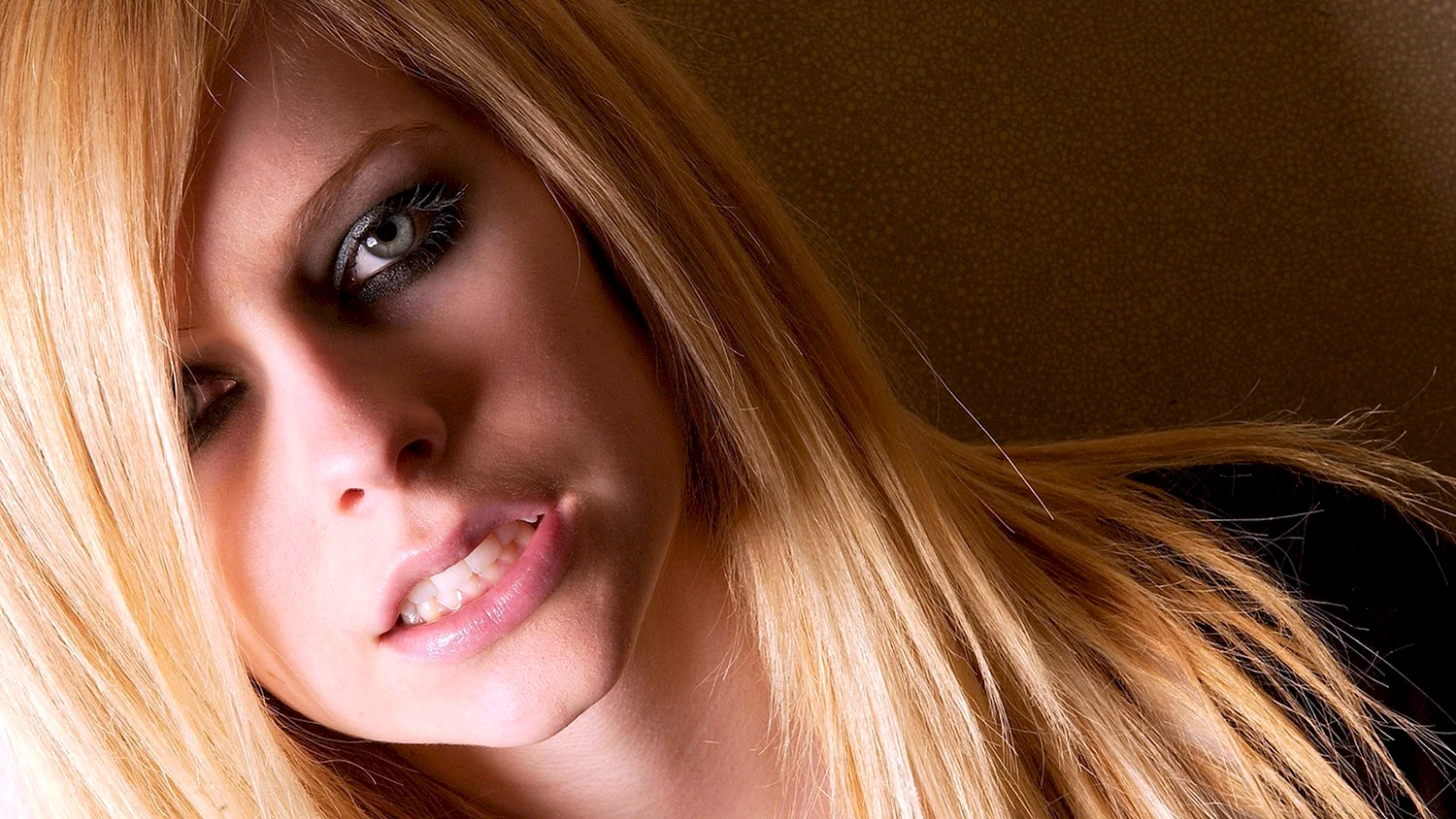Avril Lavigne портрет фото