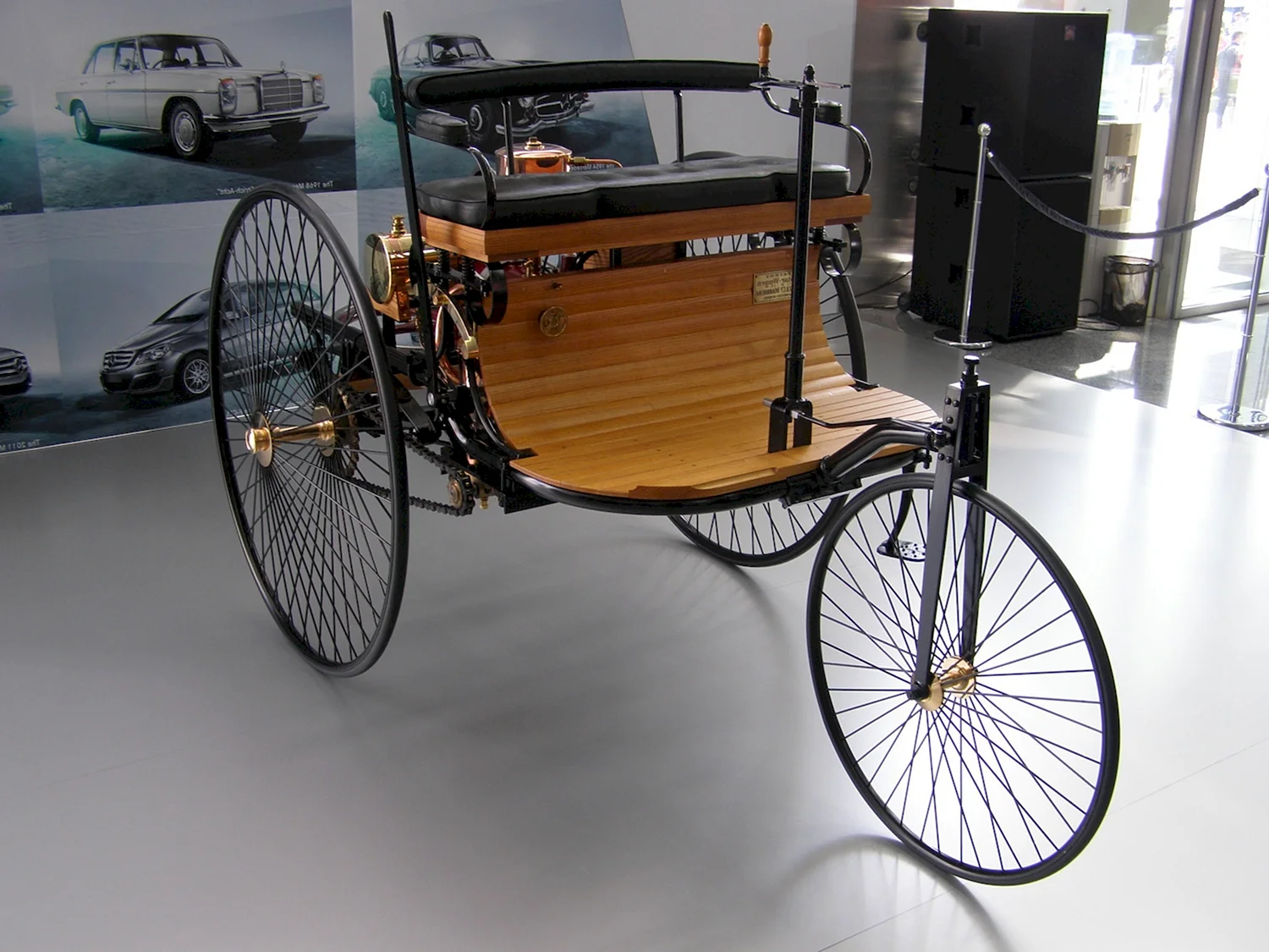 Автомобиль Карл Бенц 1885