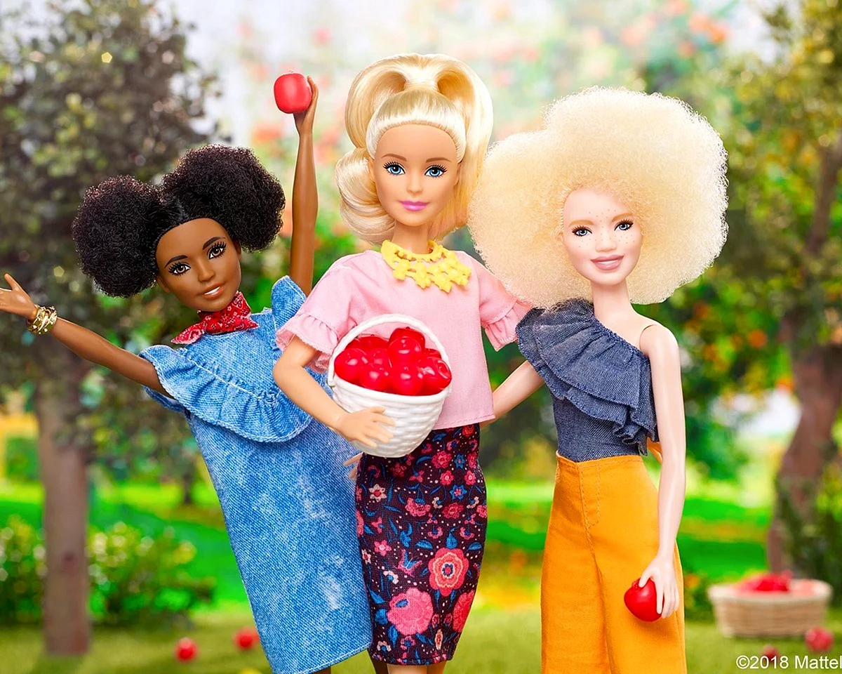 Barbie семья