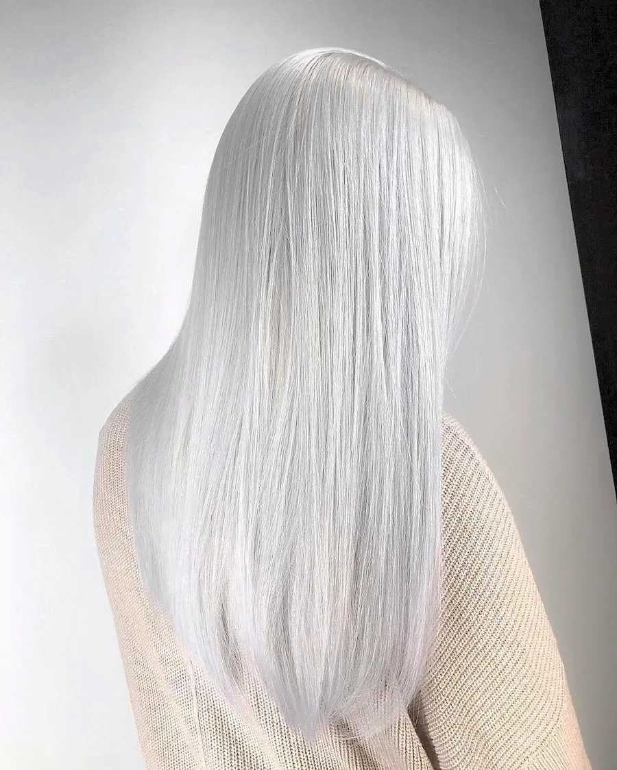 Белый цвет волос