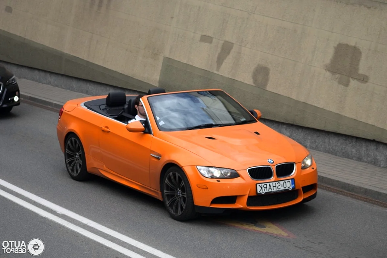 BMW m3 e93 Orange