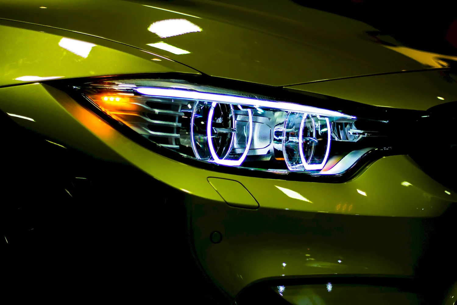 BMW m4 Headlight