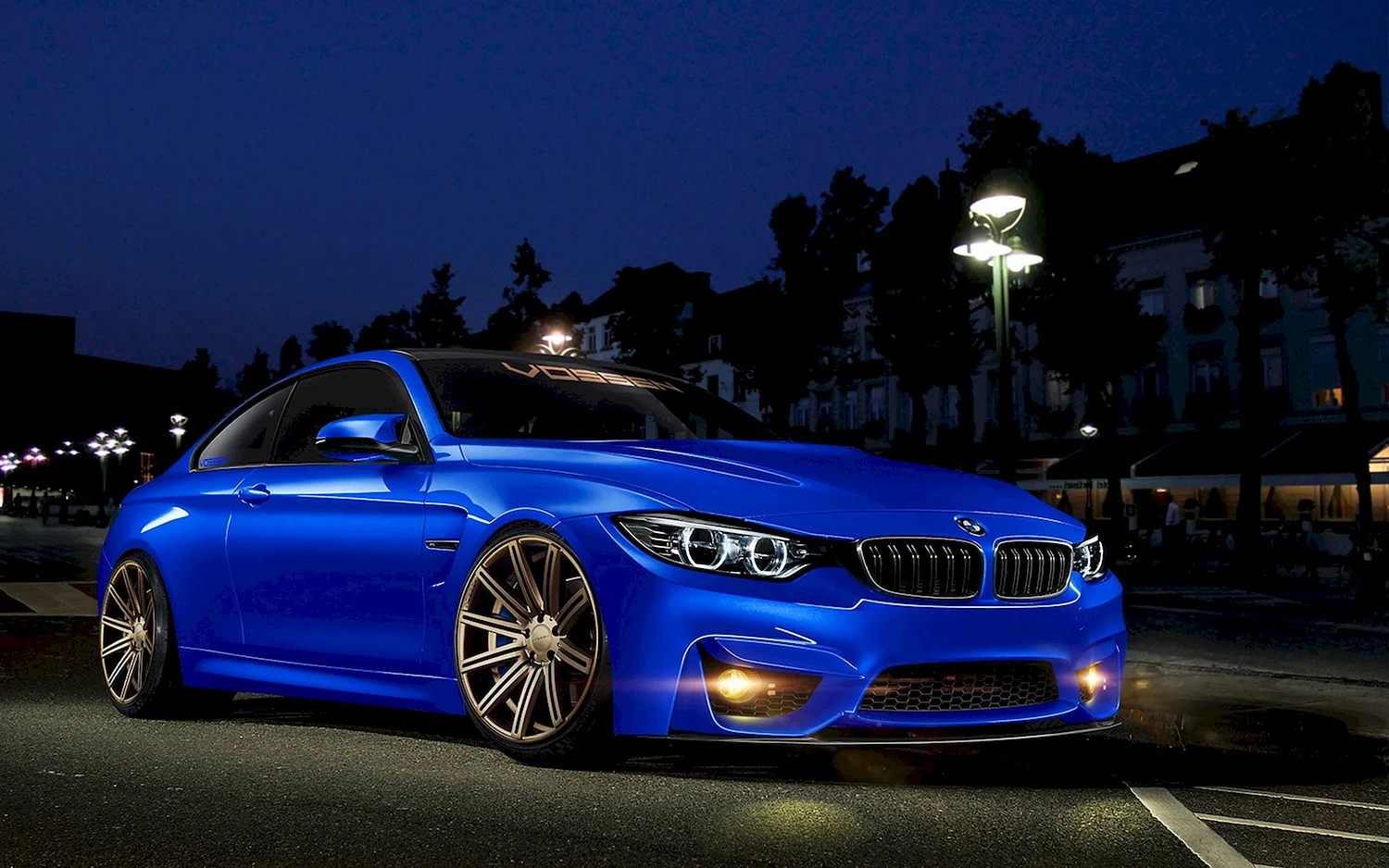 BMW m4 синяя