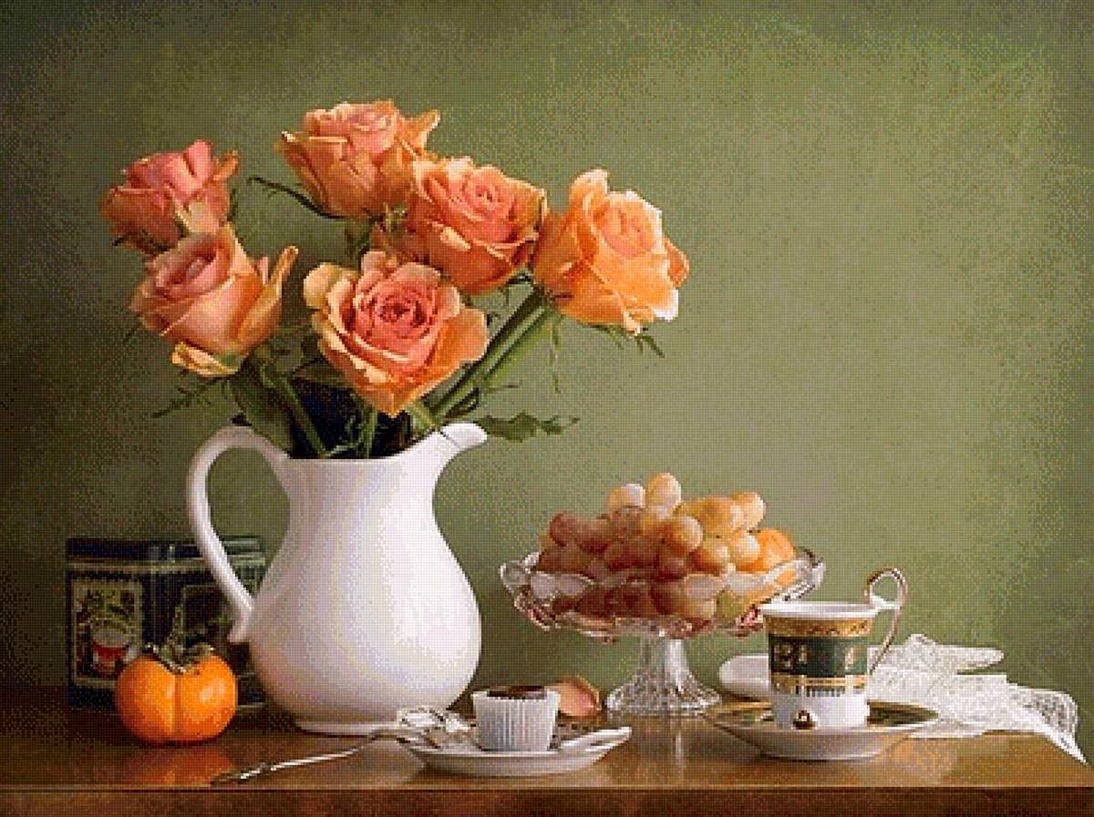 Чайная роза в вазе