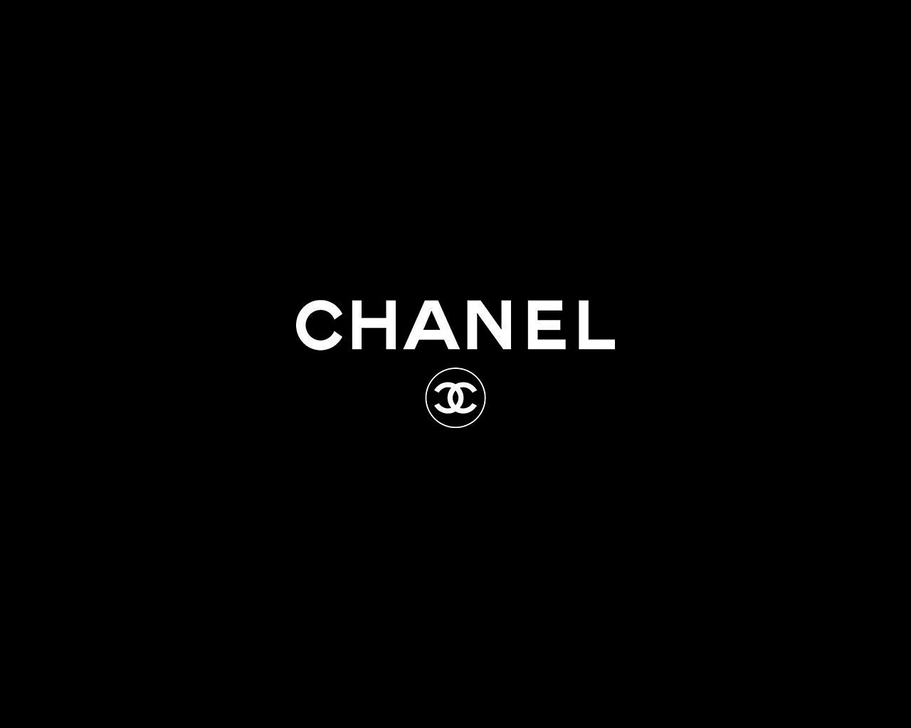 Chanel надпись