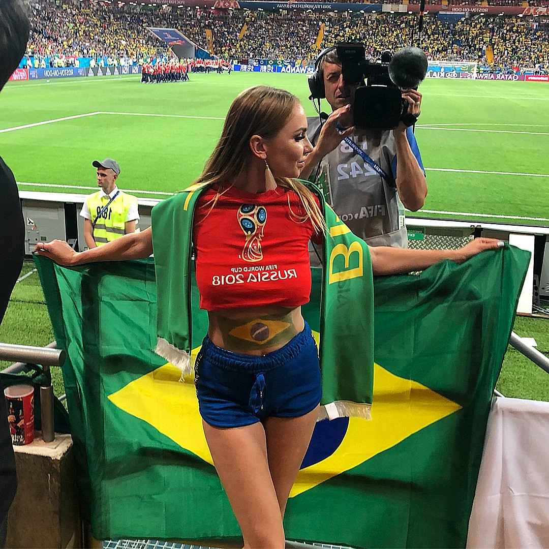 Чемпионат мира по футболу 2018 девушки болельщицы