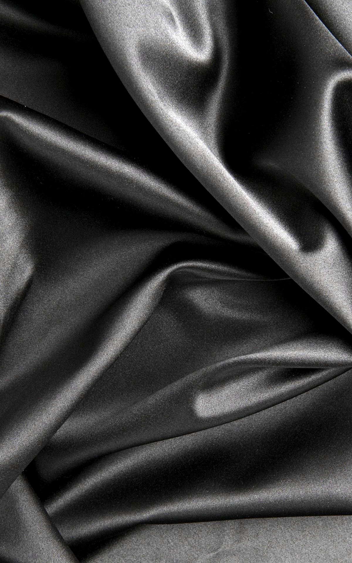 Черная ткань