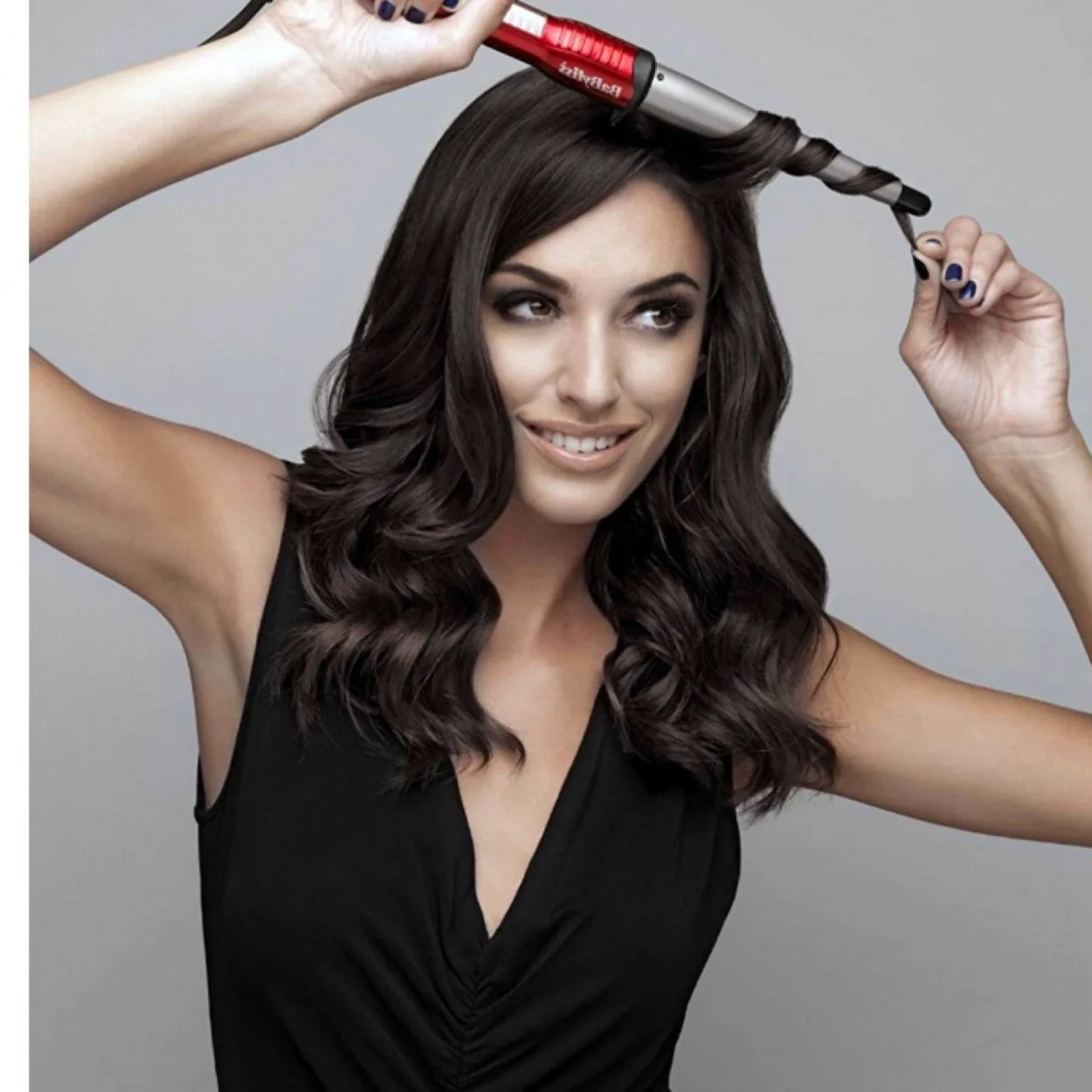 Curl hair with BABYLISS Straighteners