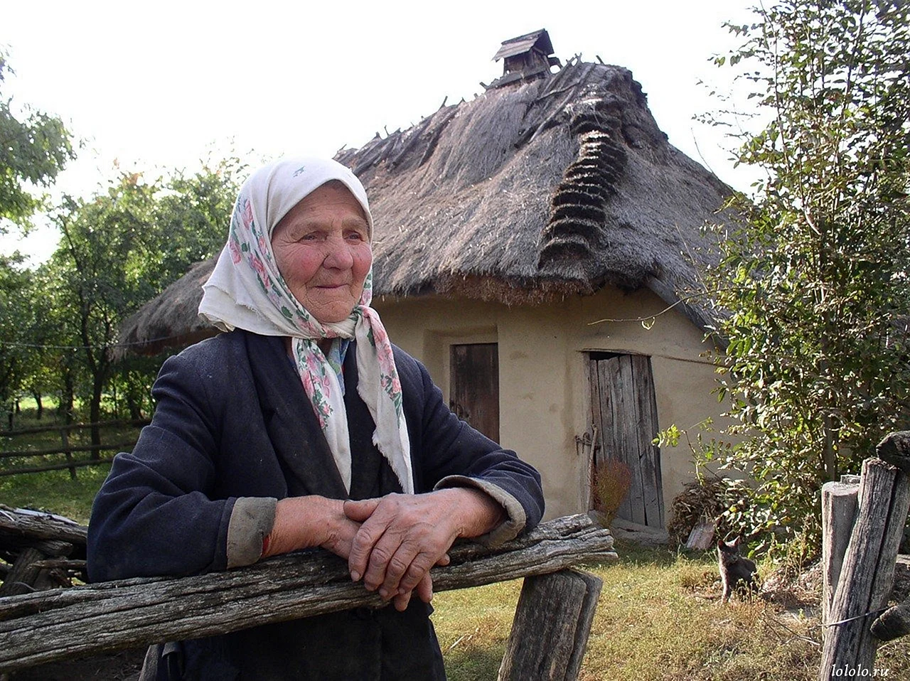 Пожилые женщины в деревне (70 лучшихфото)