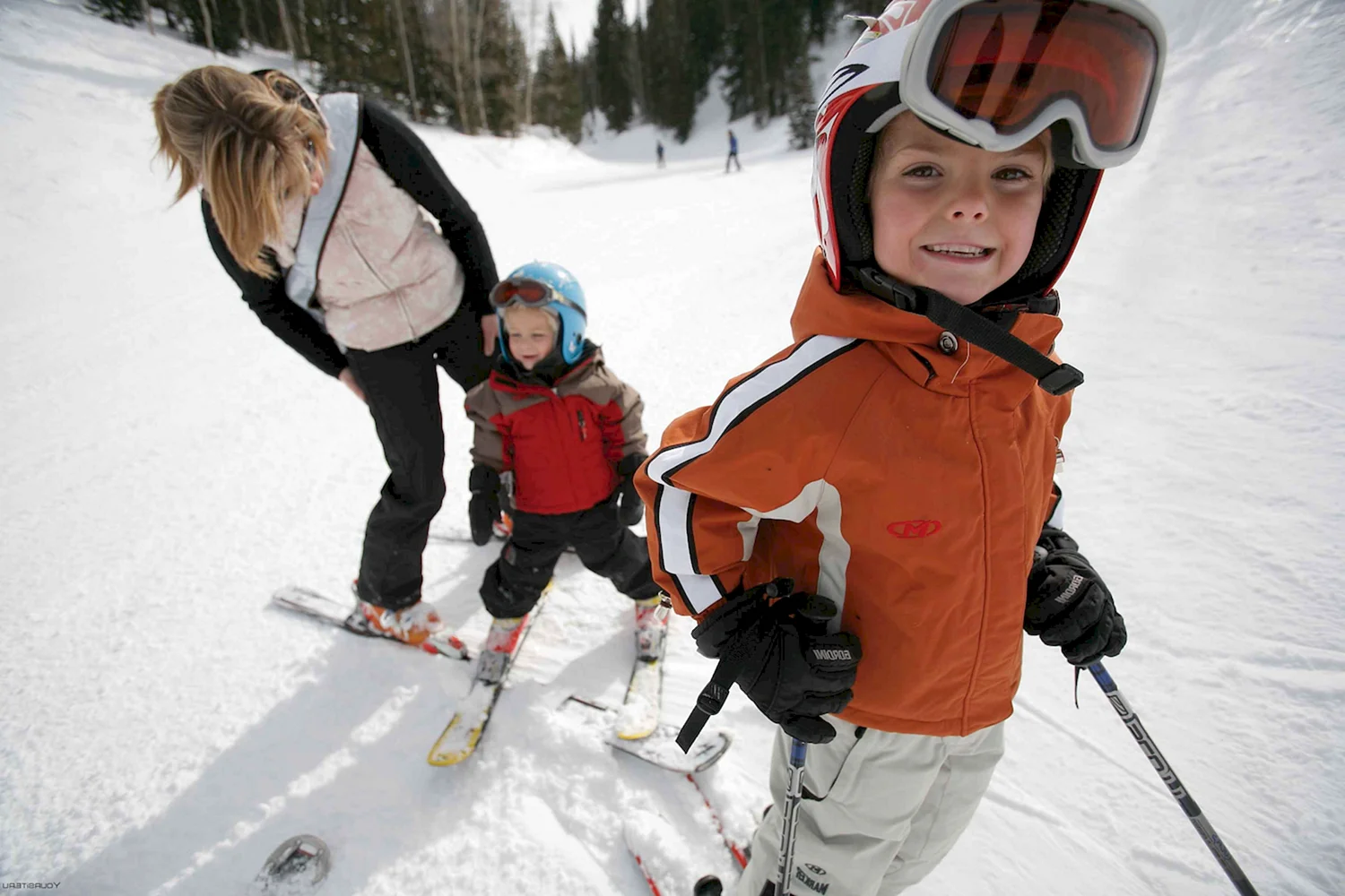 Дети на лыжах