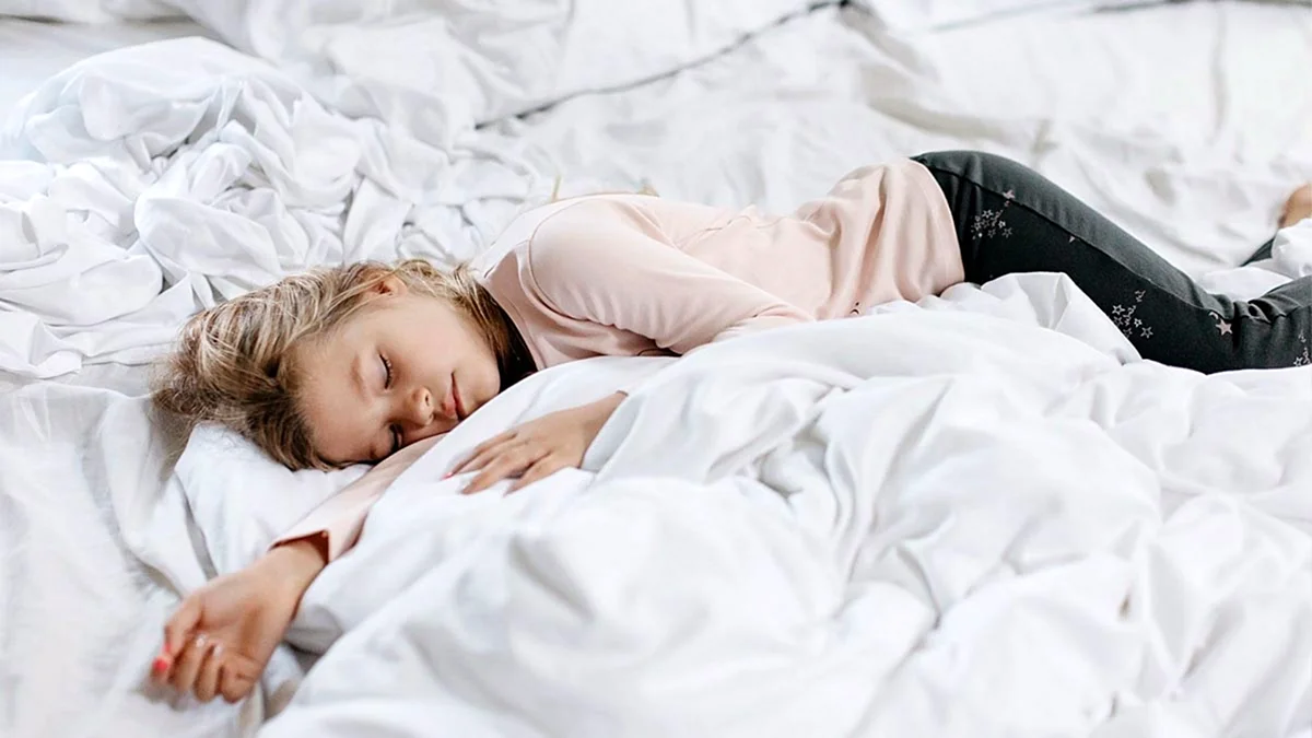 Детки спят в пижамах