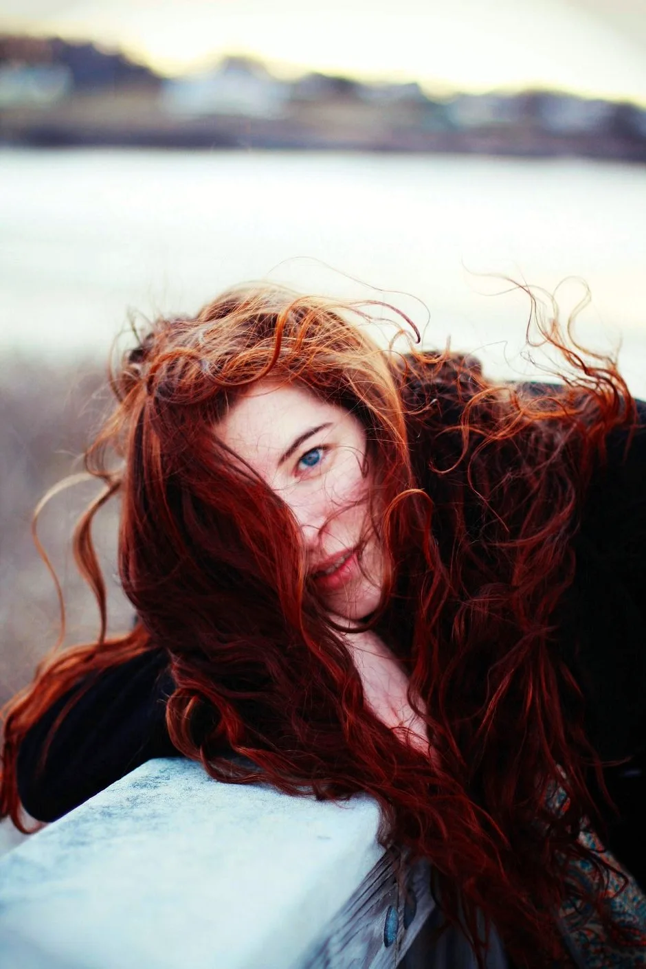 Девушка с рыжими волосами Эстетика