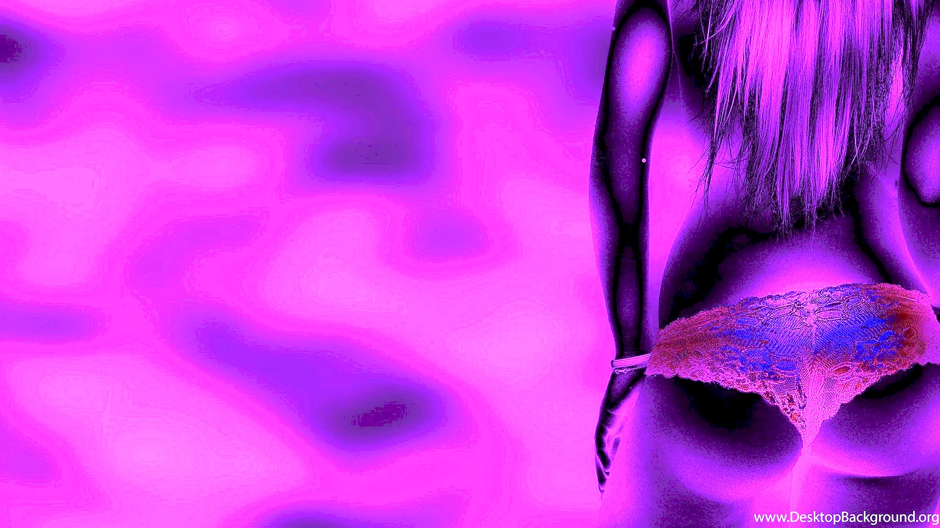 Девушка в фиолетовом неоне