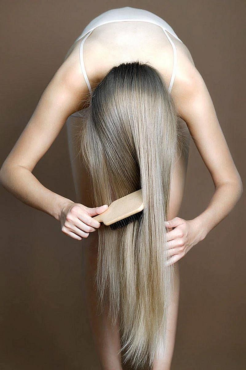 Длинные гладкие волосы