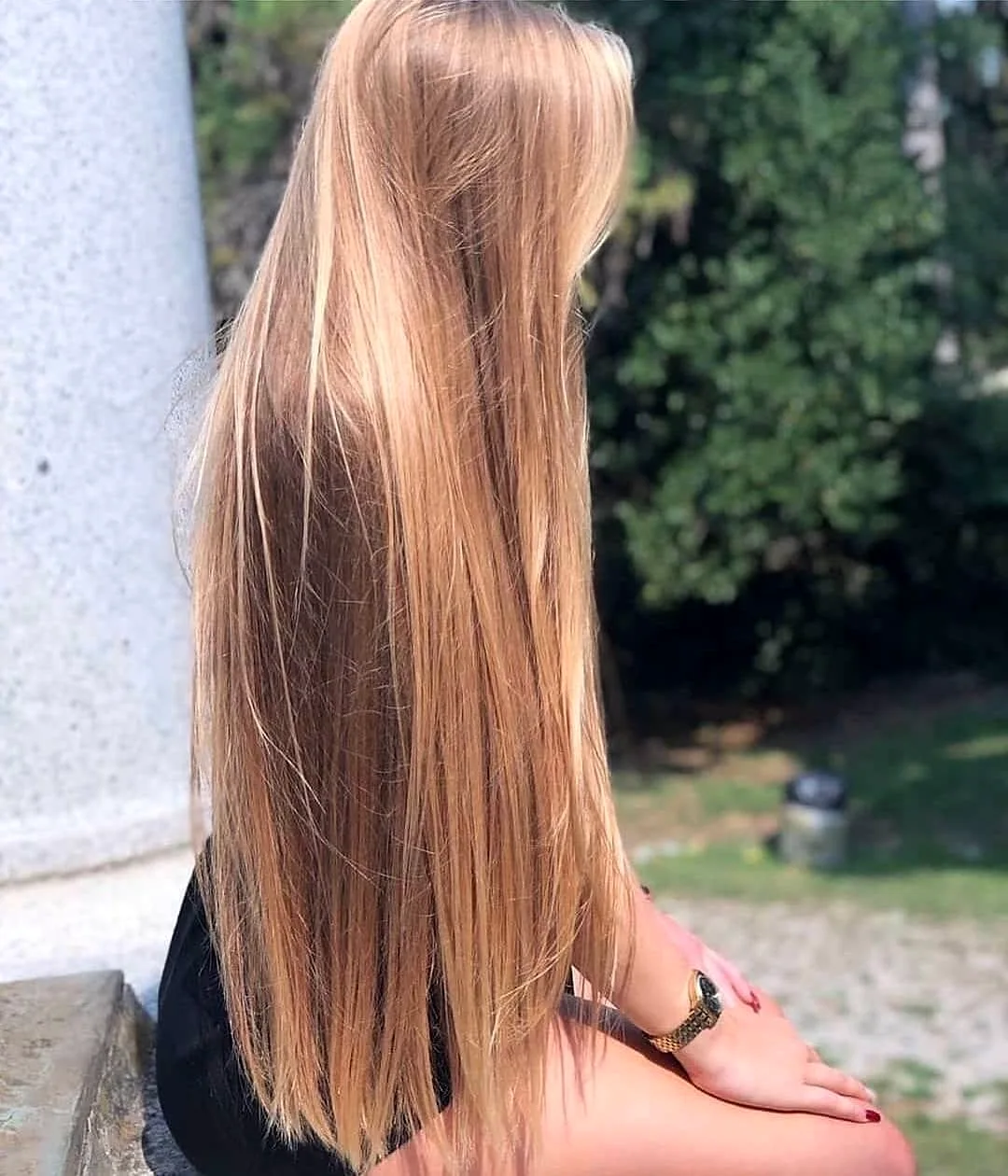 Длинные светло русые волосы