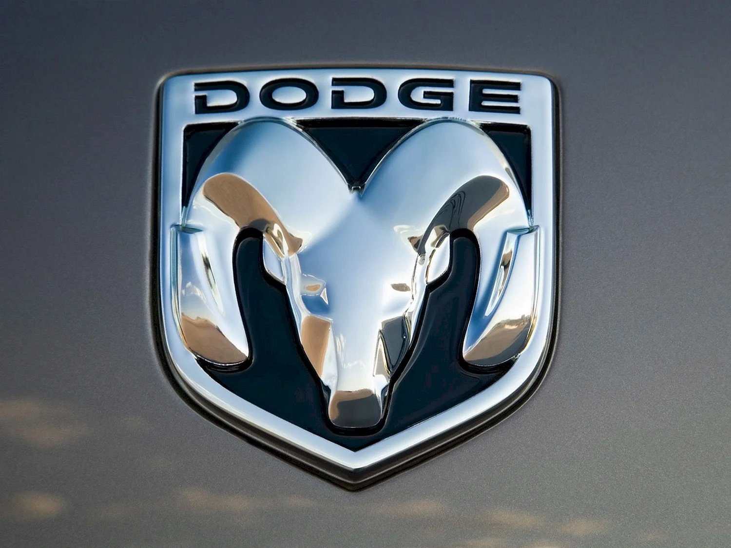 Dodge логотип