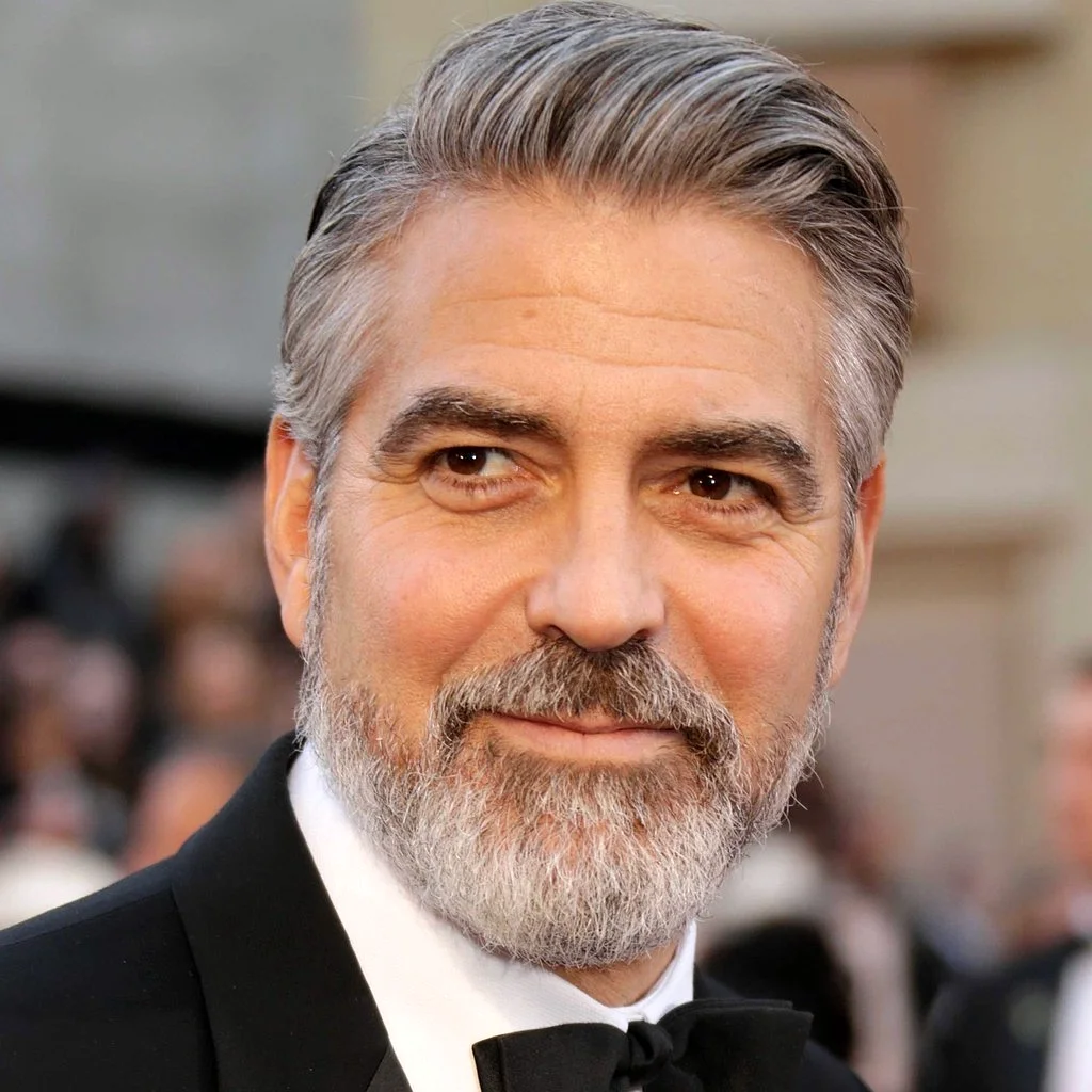 Джордж Клуни короткая стрижка
